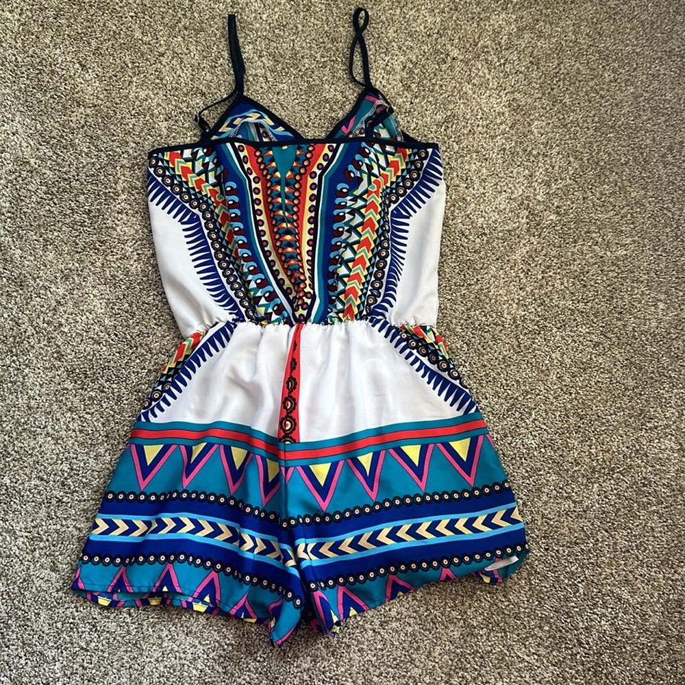 Small Romper - Picture 2 of 5